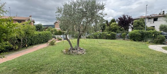 6 bedrooms Villa in Città di Castello, Italy No. 335403 10