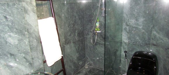 Café/restaurante de 4 dormitorios en Pattaya, Thailand No. 1475 10