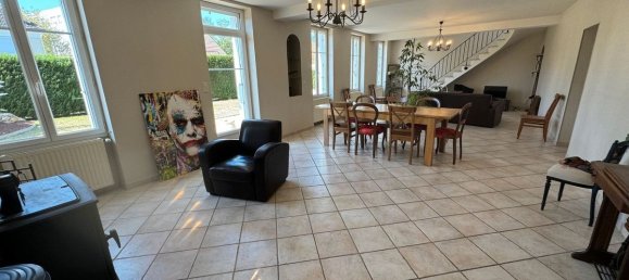 3 Schlafzimmer Haus in Romorantin-Lanthenay, France, Nr. 247975 2