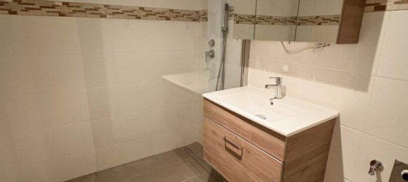 3 rooms Apartment in Linz, Austria No. 133111 4