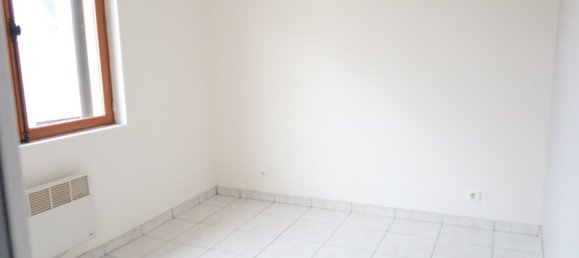 1 bedroom Duplex in Saint-Quentin, France No. 79187 8