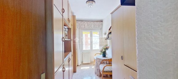 4 bedrooms Apartment in Barcelona, Spain No. 140146 12