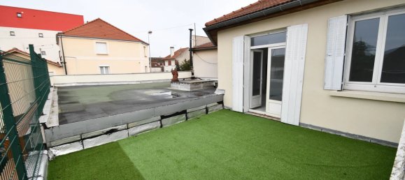 3 Schlafzimmer Wohnung in Les Pavillons-sous-Bois, France, Nr. 184726 2