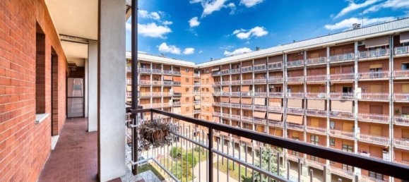 5 bedrooms Apartment in Turin, Italy No. 338005 12