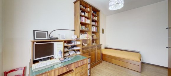 5 bedrooms Apartment in Turin, Italy No. 338005 15