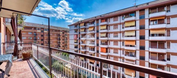 5 bedrooms Apartment in Turin, Italy No. 338005 7