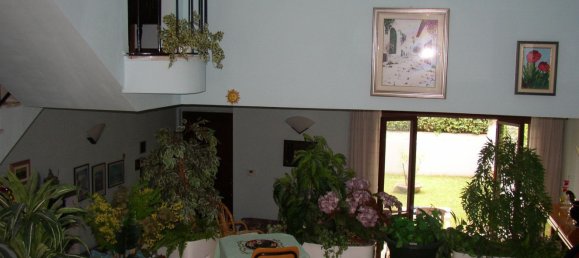 6 rooms Villa in Desenzano del Garda, Italy No. 271906 5