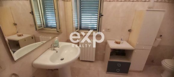 8 Schlafzimmer Haus in Lamezia Terme, Italy, Nr. 346873 29