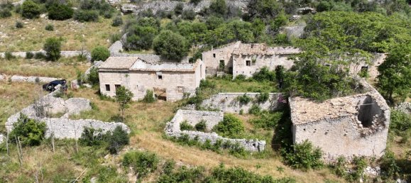 Estudio en Ragusa, Italy No. 236063 3