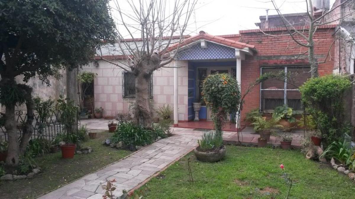 3 غرف نوم منزل في Moron, Argentina رقم 78768