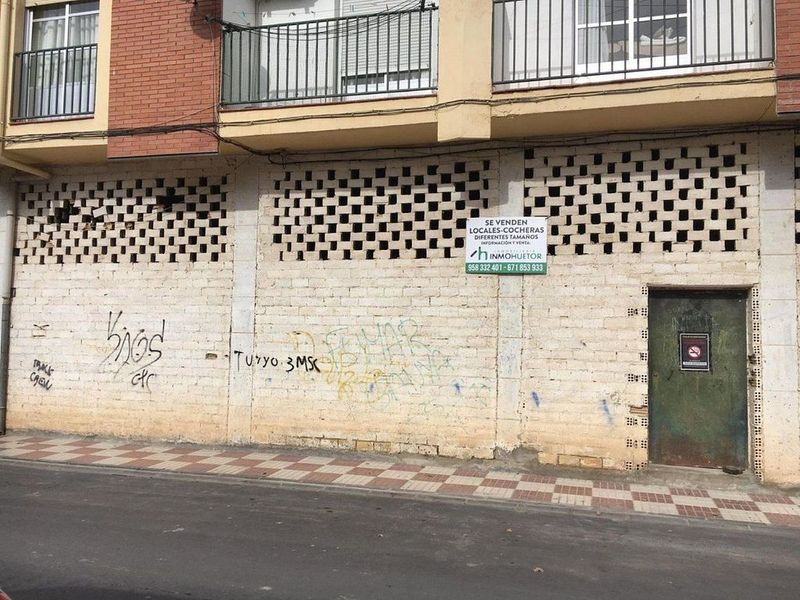 90m² Commercial property in Granada, Spain No. 220256