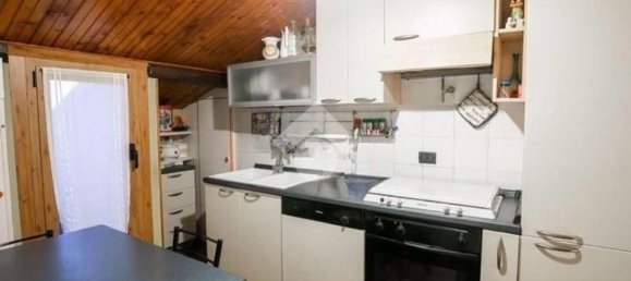 3 chambres Appartement à Limbiate, Italy No. 378438 8