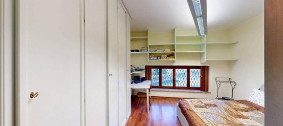 4 rooms Villa in Varese, Italy No. 34257 23