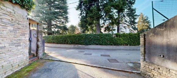 4 rooms Villa in Varese, Italy No. 34257 48