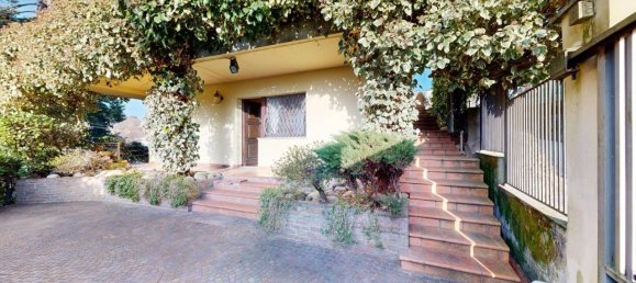 4 rooms Villa in Varese, Italy No. 34257 11