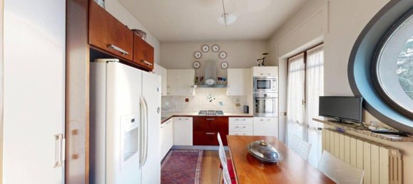 4 rooms Villa in Varese, Italy No. 34257 22