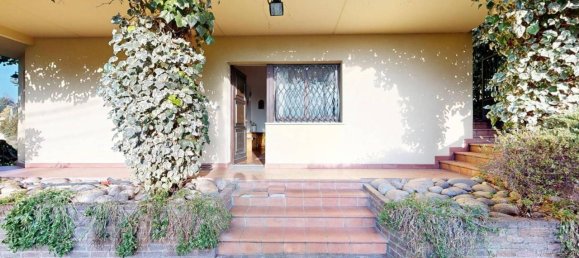 4 rooms Villa in Varese, Italy No. 34257 10