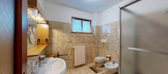 4 rooms Villa in Varese, Italy No. 34257 30