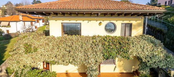 4 rooms Villa in Varese, Italy No. 34257 5