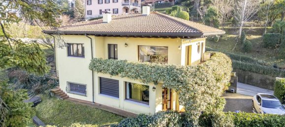 4 rooms Villa in Varese, Italy No. 34257 9