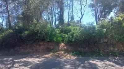 Земельный участок 381м² в Ла-Бисбаль-дель-Пенедес, Испания № 252892