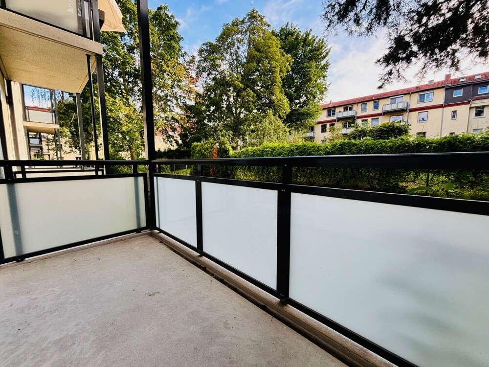 Apartamento de 2 dormitorios en Alt-Hohenschonhausen, Germany No. 278340