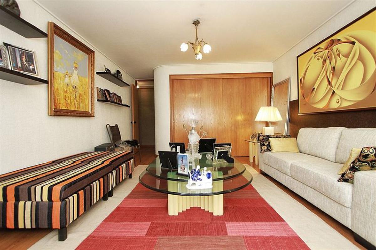 3 bedrooms Apartment in Santiago, Chile No. 4481