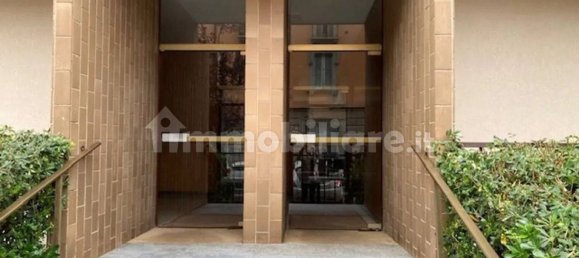 81m² Office in Monza, Italy No. 67933 2