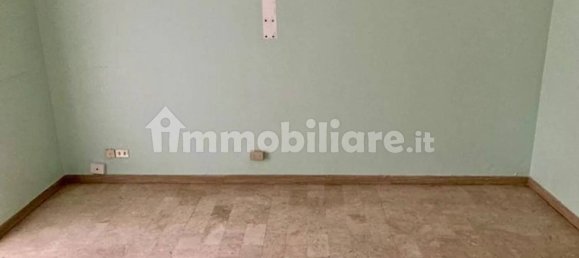 81m² Office in Monza, Italy No. 67933 10