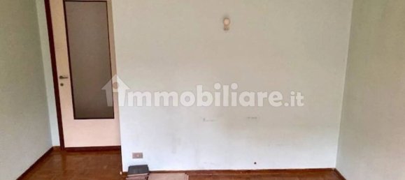 81m² Office in Monza, Italy No. 67933 14