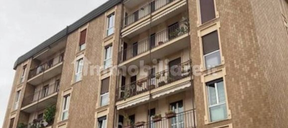 81m² Office in Monza, Italy No. 67933 4