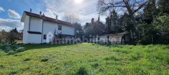 3 bedrooms Villa in Gradara, Italy No. 13582 9