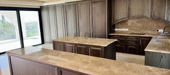 Villa T5 em Mesa Geitonia, Cyprus N.º 19495 5