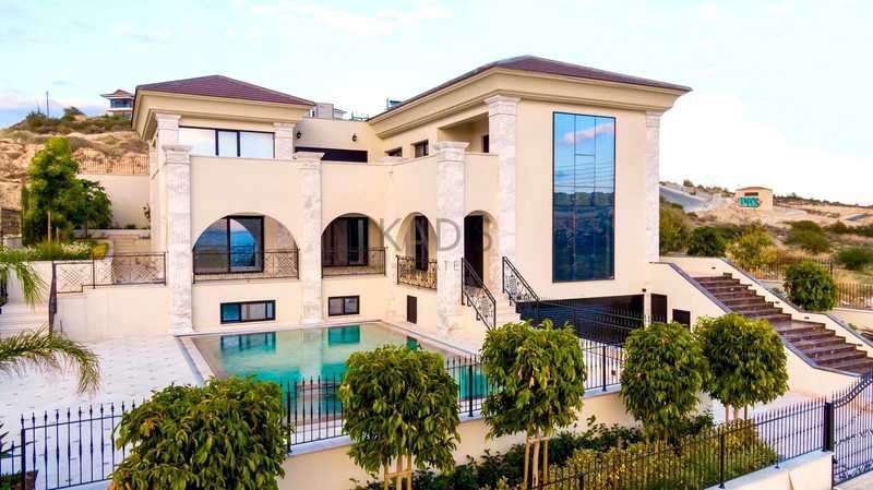 5 غرف نوم فيلا في Mesa Geitonia, Cyprus رقم 19495