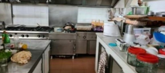 235m² Commercial property in Ischia, Italy No. 12525 11