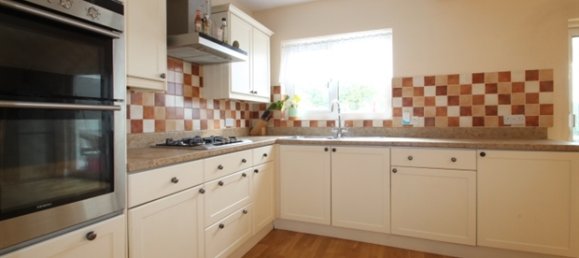 4 bedrooms House in Beckenham, United Kingdom No. 835 5