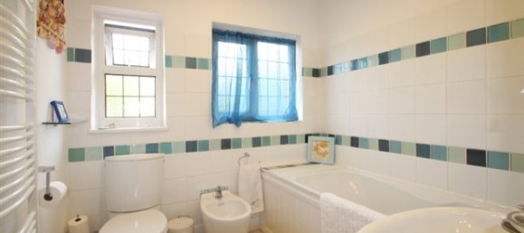 4 bedrooms House in Beckenham, United Kingdom No. 835 17