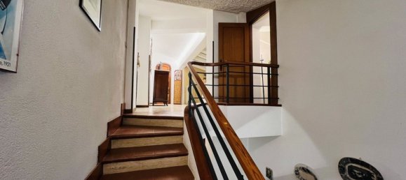 Villa de 9 habitaciónes en Palermo, Italy No. 22595 24