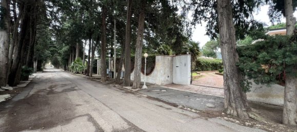 Villa de 9 habitaciónes en Palermo, Italy No. 22595 3