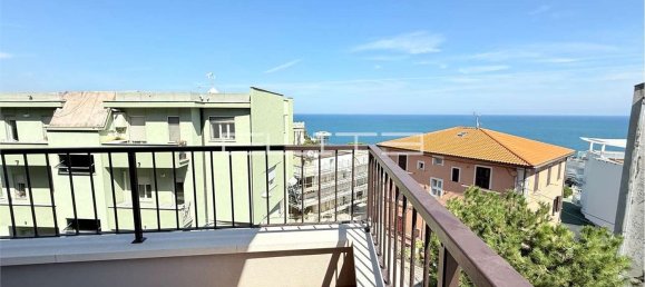Apartamento T10 em Ancona, Italy N.º 374749 2