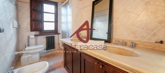 4 bedrooms House in Monsummano Terme, Italy No. 47002 5