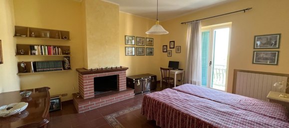 6 rooms House in Casali del Manco, Italy No. 183873 47