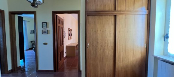 6 rooms House in Casali del Manco, Italy No. 183873 41