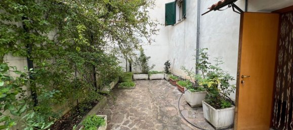 6 rooms House in Casali del Manco, Italy No. 183873 18