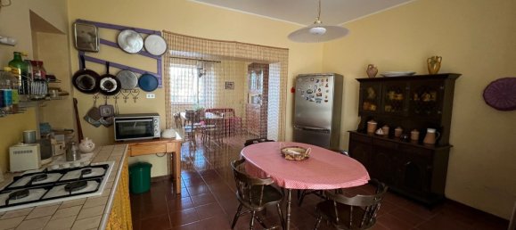 6 rooms House in Casali del Manco, Italy No. 183873 10