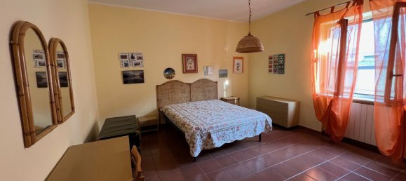 6 rooms House in Casali del Manco, Italy No. 183873 43