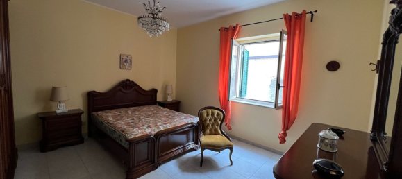 6 rooms House in Casali del Manco, Italy No. 183873 37