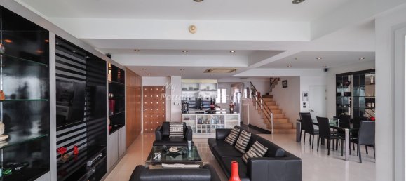 3 bedrooms Condo in Pattaya, Thailand No. 8417 2