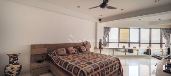 3 bedrooms Condo in Pattaya, Thailand No. 8417 14