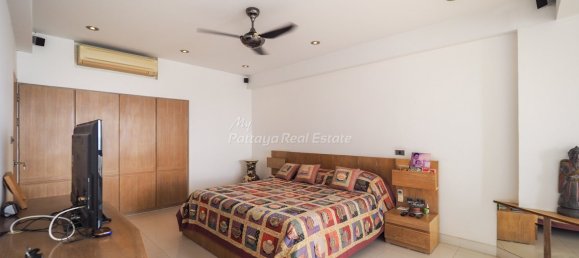 3 bedrooms Condo in Pattaya, Thailand No. 8417 15